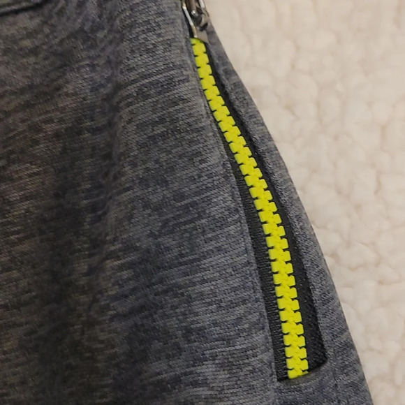 G40 RUSSEL PANTS: SIZE 8 BOYS GRAY AND BLACK PANTS - Picture 4 of 5